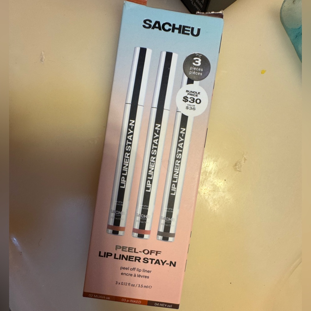 Sacheu 04 HEY-zel peel off lip liner stay N - Picture 11 of 11